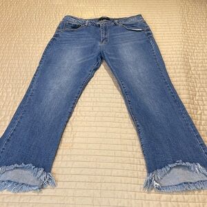 Black Label Distressed Blue Ankle Jeans WOMENS SIZE 15 MEASURES SMALLER !!
